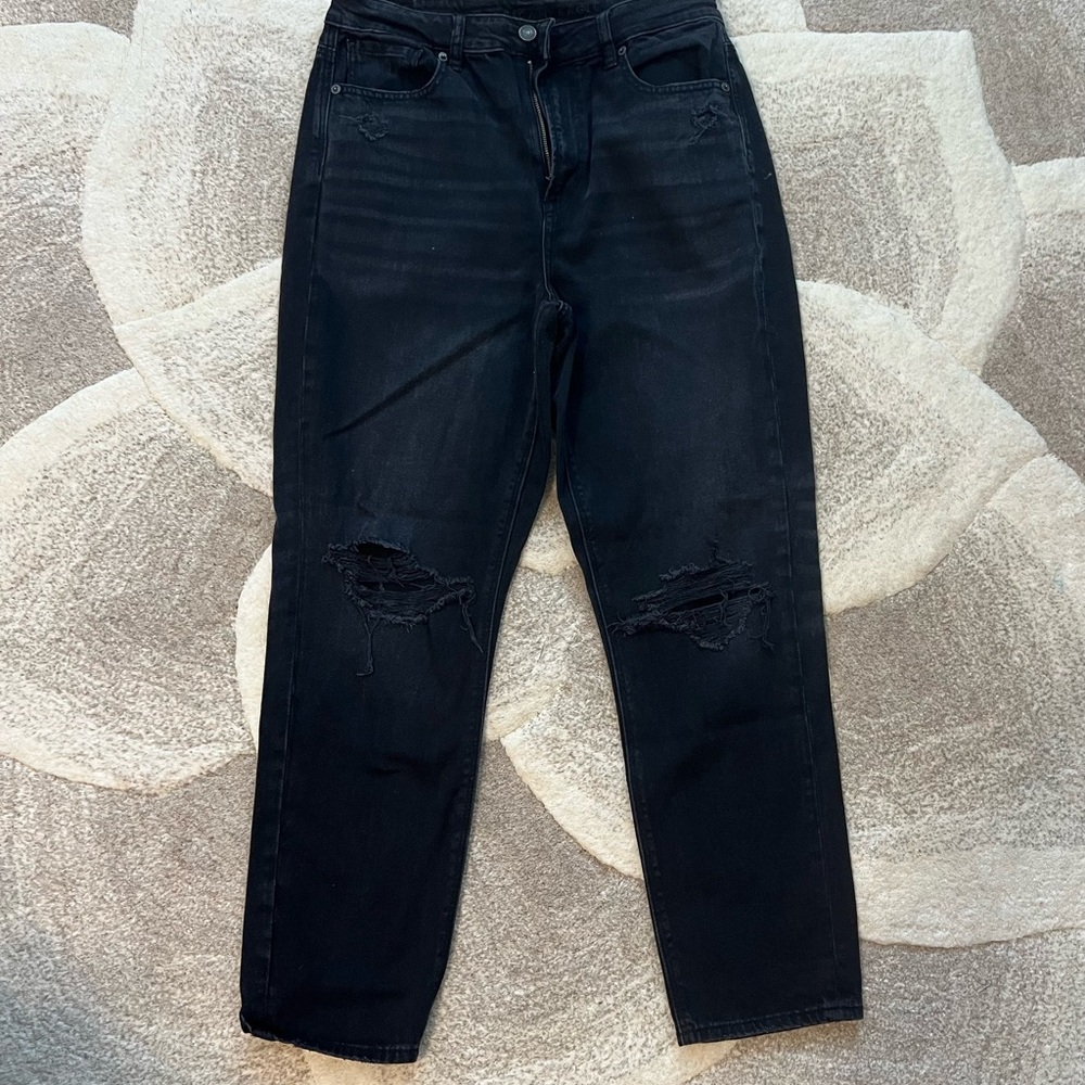 American Eagle Outfitters Black Distressed Boyfriend Jeans